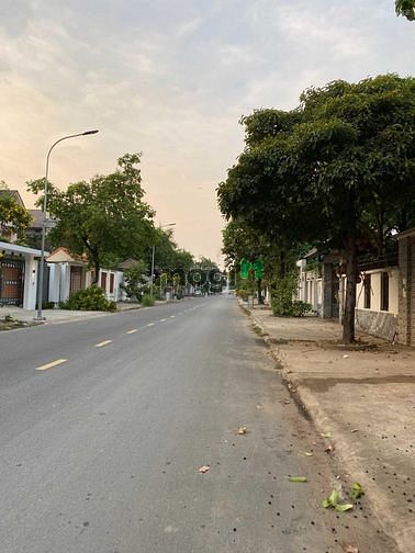 Hình ảnh Bán lô đất gần vòng xoay Phú Hữu Quận 9, 455,4m2 giá 38,4tr/m2.