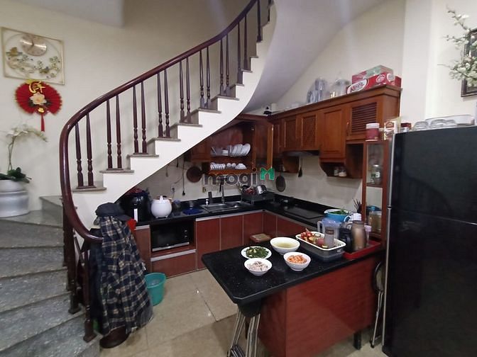 Hình ảnh Bán nhà phố Xã Đàn quận Đống Đa 41m 6T MT 4.3m giá 5.5 tỷ.