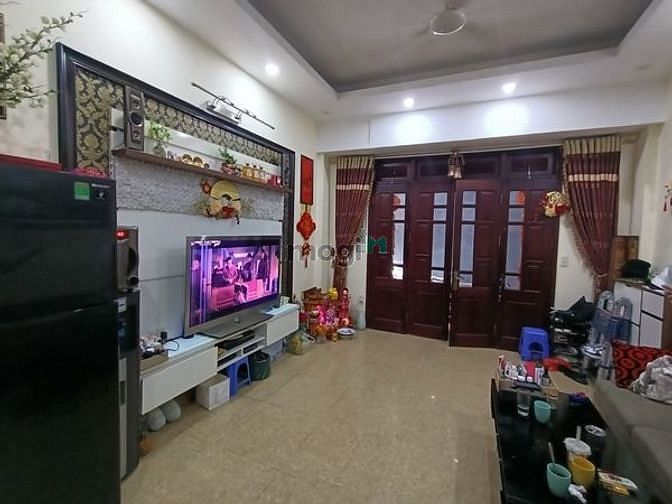 Hình ảnh Bán nhà phố Xã Đàn quận Đống Đa 41m 6T MT 4.3m giá 5.5 tỷ.