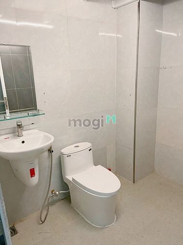 Hình ảnh Cho Thuê Căn Hộ_Đường Nguyễn Thái Bình_Quận 1_Có Ban Công