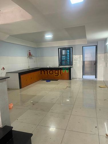 Hình ảnh Cho thuê nhà MTKD đg số khu Tên Lửa 5mx20m 3 lầu 4PN vị trí đẹp