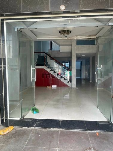 Hình ảnh Cho thuê nhà MTKD đg số khu Tên Lửa 5mx20m 3 lầu 4PN vị trí đẹp