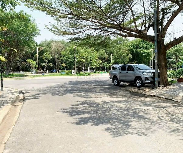 Hình ảnh Đất đường số 14m, Quận 7, cạnh Phú Mỹ Hưng. 5*18m. 8.75 tỷ.