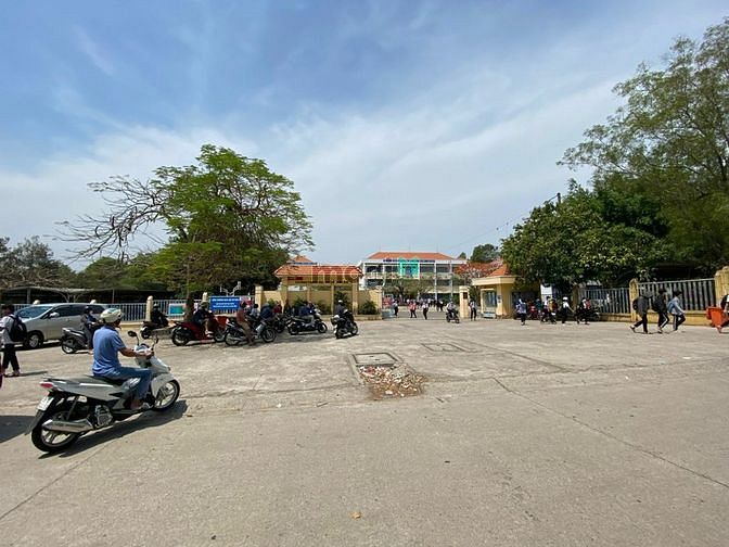 Hình ảnh Kẹt tiền cần bán lô đất 320m2, gần trường ĐH VIỆT ĐỨC