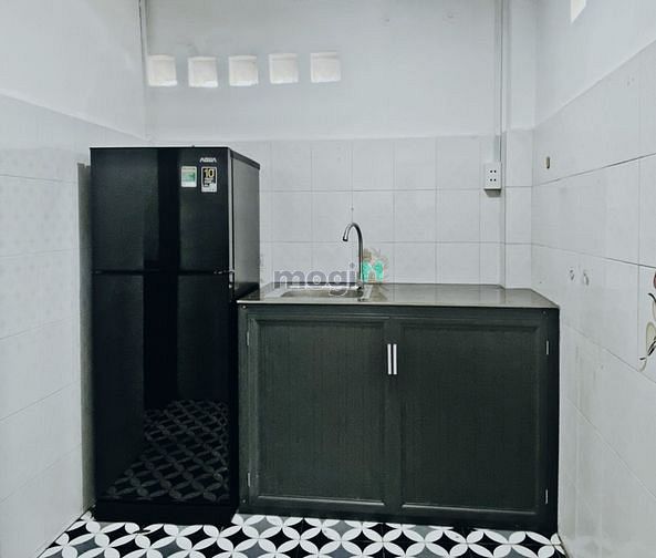Hình ảnh Studio diện tích lớn- tách bếp, có ban công- gần VLU cs2- tiện đi lại