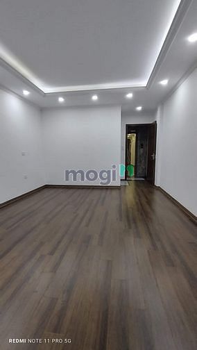 Hình ảnh Siêu phẩm phân khúc thấp!! Cực hiếm- 40m2-7T- thang máy- nhỉnh 7 tỷ.