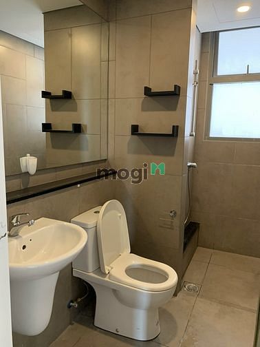 Hình ảnh Cho thuê Trang Chủ MB66.COM / Đăng Ký Tặng 66K Riviera Point.148m2 3Pn 2Wc Full nội thất giá 23tr/th