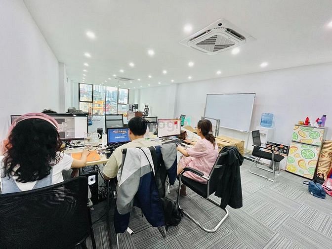 Hình ảnh Nhà mới thiết kế VP đường Bình Giã Tân Bình. Hầm 5 Tầng, thang máy.