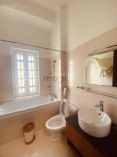 Hình ảnh Cần cho thuê CC Rivera Park Thành Thái Q.10. DT 75m2, 2P, 2WC. Giá 14t