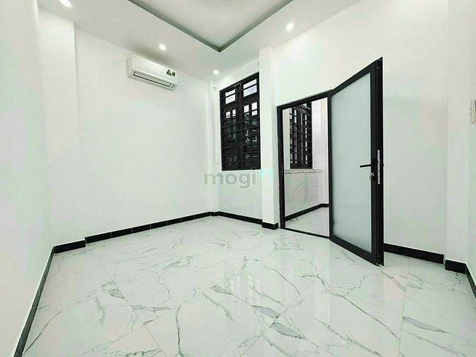 Hình ảnh Bán gấp nhà Xóm Chiếu, Quận 4, 61M2/1.80 TỶ, SHR