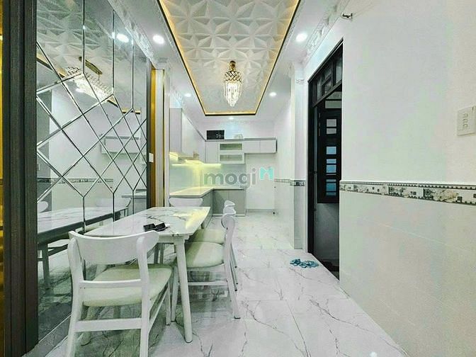 Hình ảnh Bán gấp nhà Xóm Chiếu, Quận 4, 61M2/1.80 TỶ, SHR