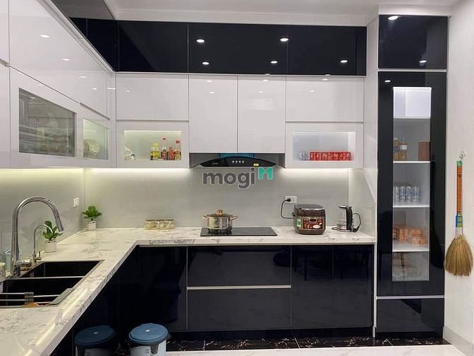 Hình ảnh Bán gấp nhà Võ Văn Tần, Q.3, 65m2, 1 tỷ 570 SHR