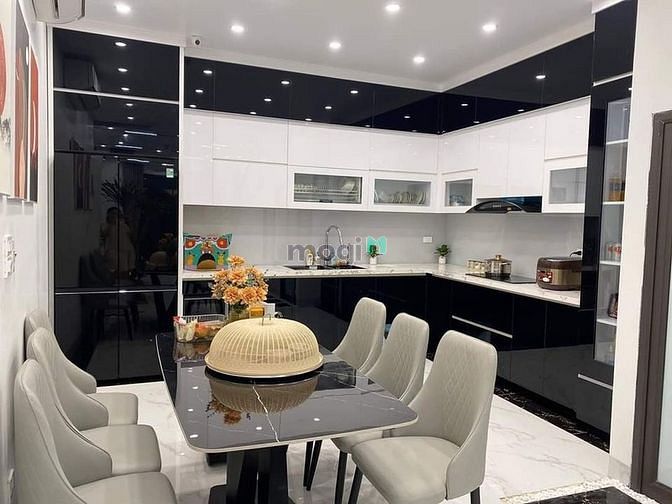Hình ảnh Bán gấp nhà Võ Văn Tần, Q.3, 65m2, 1 tỷ 570 SHR