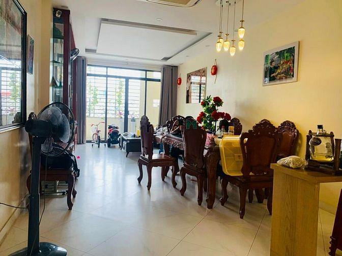 Hình ảnh Bán Nhà Mặt Phố Hoàng Hoa Thám. Tây Hồ. Vỉa Hè KD. DT 92M2. Giá 26 Tỷ