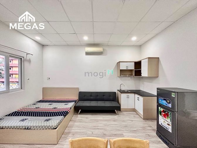 Hình ảnh TRỐNG CĂN HỘ CAO CẤP-Q10-Bancol lớn- Cửa sổ- View Pagoda