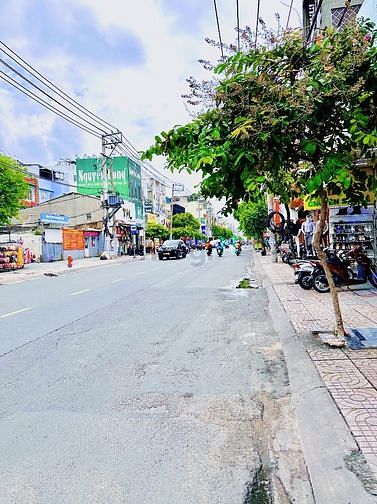 Hình ảnh Cho Thuê Nhà Mặt Tiền 757 Cách Mạng Tháng 8, Q.Tân Bình