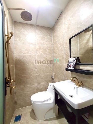 Hình ảnh Căn Hộ ngay NGUYỄN TRÃI , QUẬN 1, GIÁ SHOCK