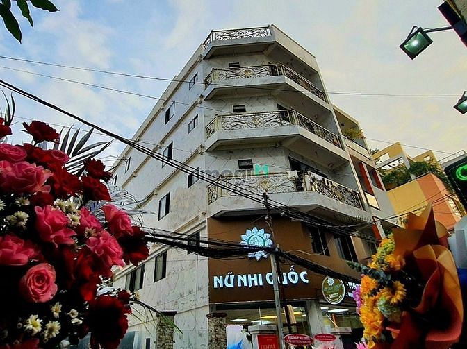 Hình ảnh Căn Hộ ngay NGUYỄN TRÃI , QUẬN 1, GIÁ SHOCK