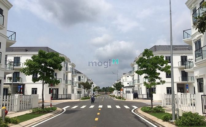 Hình ảnh Bán căn nhà phố Sim City Quận 9, DT 8m x 16m và 5m x 18m. Khu BV 24/24