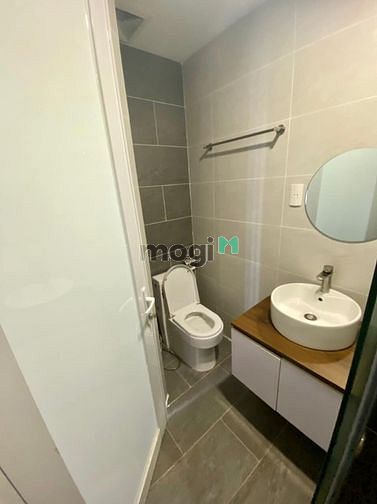 Hình ảnh CănHộQ1_Cửa Sổ Lớn_Thang Máy_Hầm Giữ Xe_Full Nội Thất_Gần chợ Tân Định