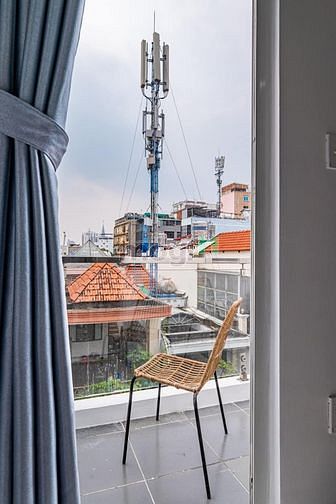 Hình ảnh Dạng 1 PHÒNG NGỦ - FULL Nội Thất Ban Công Thoáng - Khu Tên Lửa