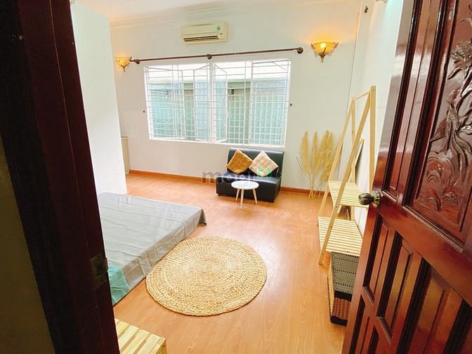 Hình ảnh ⚜️Studio Sàn Gỗ Tách Bếp Full Nội Thất Tại Khu Sân Bay Tân Bình