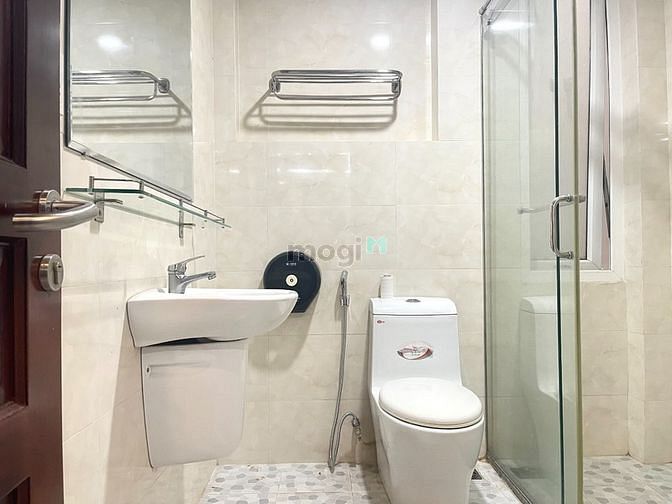 Hình ảnh Căn Hộ_Đường Võ Văn Kiệt_Quận 1_Cửa Sổ Thoáng_Ban Công