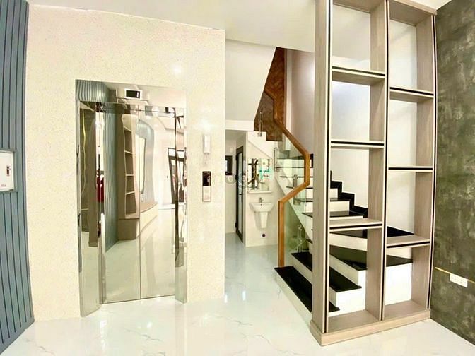 Hình ảnh Bán nhà 5 tầng có thang máy tdc đằng lâm