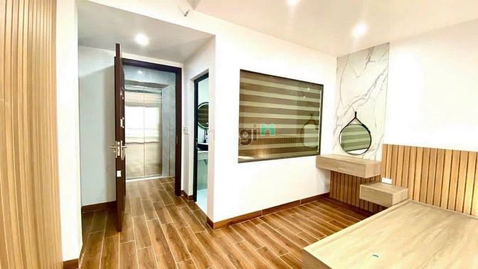 Hình ảnh Bán nhà 5 tầng có thang máy tdc đằng lâm