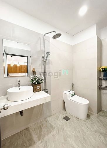 Hình ảnh 🎉Căn Hộ 2PN 45m2_ban công_máy giặt riêng ngay Cầu Kiệu Q3