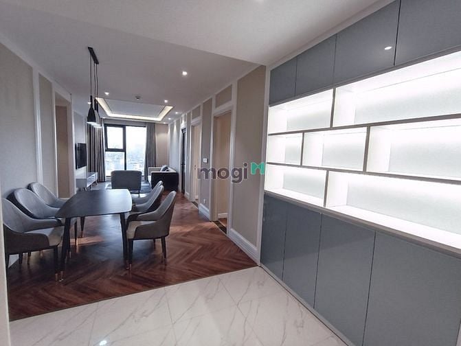 Hình ảnh Cho thuê căn góc 115m2 full đồ King Palace, ban công Đông Nam