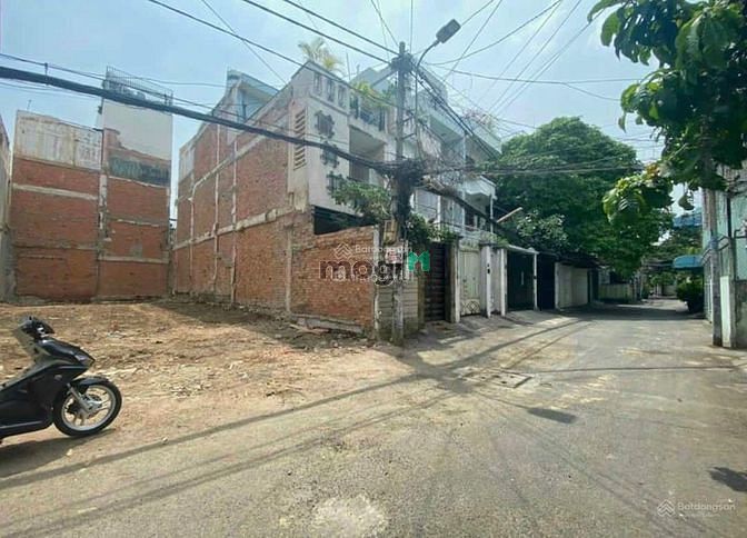 Hình ảnh Sang gấp đất MT Trần Thị Cờ, Thới An, Q12. DT 85m2/3tySHR. Hem xe hơi