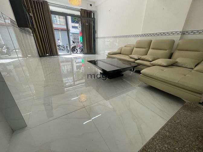 Hình ảnh Hẻm VIP CMT8 - 5 tầng chỉ 4x Triệu