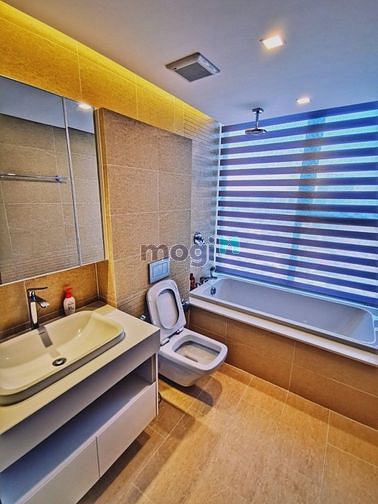 Hình ảnh Cho thuê Trang Chủ MB66.COM / Đăng Ký Tặng 66K 3 ngủ tại Metropolis, view hồ Tây giá 1700$