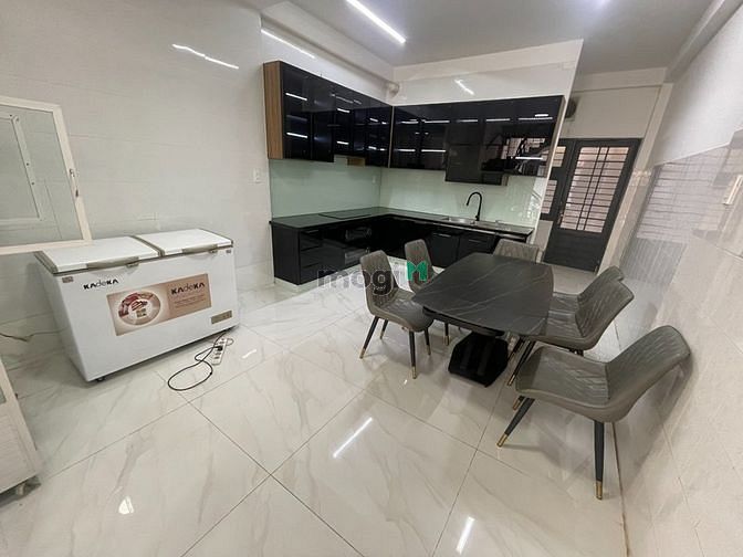Hình ảnh Hẻm VIP CMT8 - 5 tầng chỉ 4x Triệu