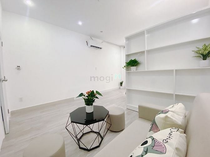 Hình ảnh Cho Thuê Căn Hộ Mới 1PN Tại Quận 1 DT 45m2 Cửa Sổ Lớn Thoáng Mát