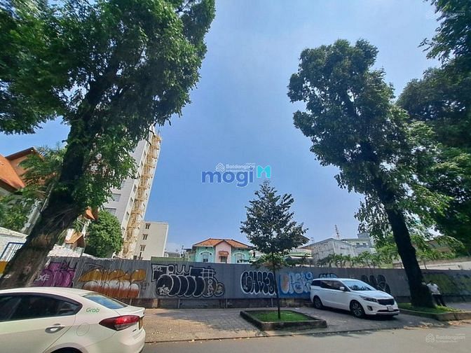 Hình ảnh Mở bán lô đất Trần Nhân Tôn - P2 - Q10 ngay CV Hòa Bình - DT 80m2