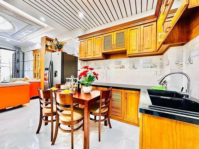 Hình ảnh CHẤP NHẬN BÁN LỖ nhà Phan Văn Trị Q5 64m2 Giá 2 Tỷ