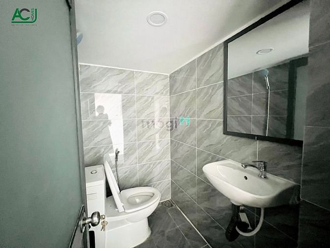 Hình ảnh 🌟🌟🌟CHDV Duplex Mới Ban Công Lớn Thoáng Sáng Rộng Gần Sân Bay