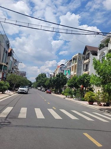 Hình ảnh Bán đất 3 Mặt tiền view Sông Bình Lợi.Bình thạnh,5x22m,nhỉnh 100tr/m2