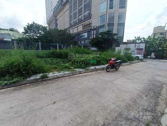 Hình ảnh Tôi cần bán lô đất nằm ngay MTD Bình Phú, Thủ Đức, DT 80m2 sổ riêng