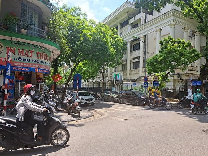 Hình ảnh Cho thuê MBKD mặt phố Hàng Trống