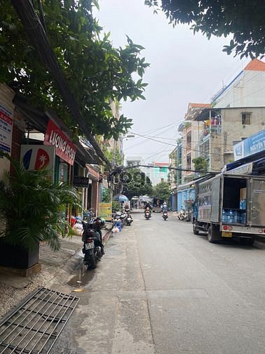 Hình ảnh Cho thuê nhà nguyên căn đường 3/2,P14, Quận 10
