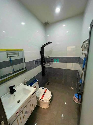 Hình ảnh VỊ TRÍ CỰC ĐẸP Nhà Phan Huy Ích TB 57m2 1ty855 HXH
