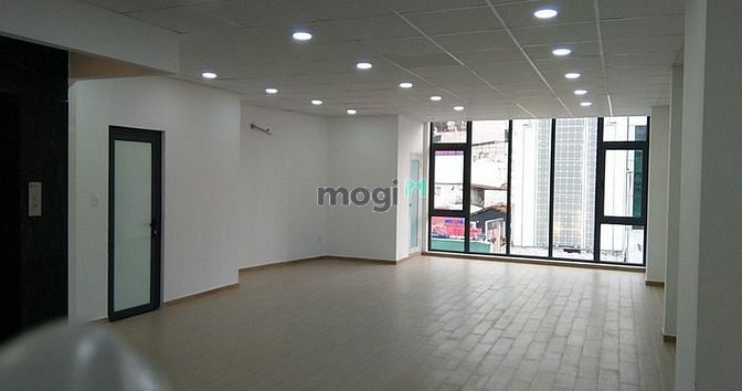 Hình ảnh Cho thuê nhà phố mặt tiền CMT8