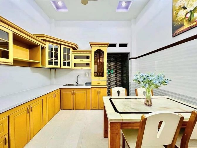Hình ảnh NHÀ ĐẸP CÒN MỚI ngay Phạm Văn Bạch T.Bình 64m2 1,7 tỷ