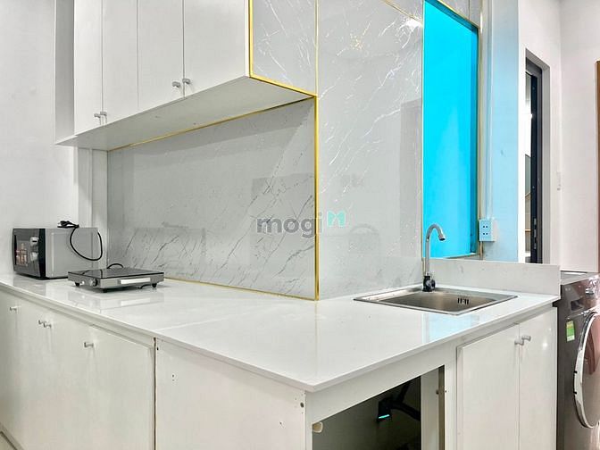 Hình ảnh Mb6623 nạp rút nhanh chóng bancon 1 phòng ngủ cao cấp trục đường chính