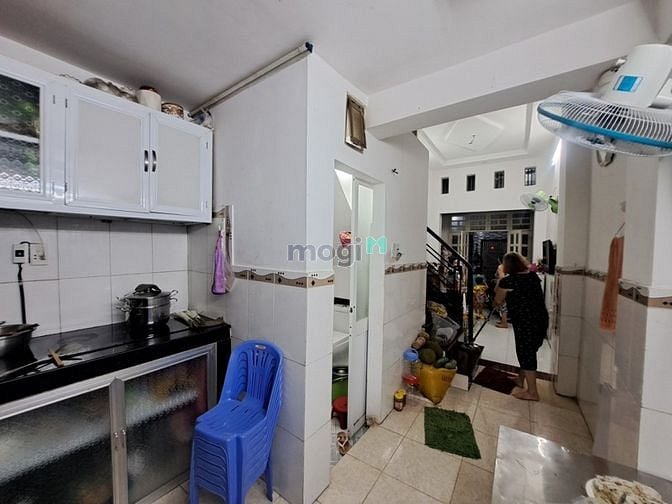 Hình ảnh Thạch Lam - Tân Phú - 4 Tầng - 3PN - Chỉ 3 tỷ x