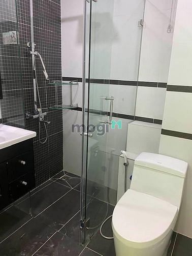 Hình ảnh BÁN CẤP! Nhà MT đường Xóm Chiếu P14,Quận 4. Diện tích:100m2