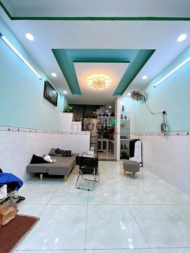 Hình ảnh BÁN CẤP! Nhà MT đường Xóm Chiếu P14,Quận 4. Diện tích:100m2